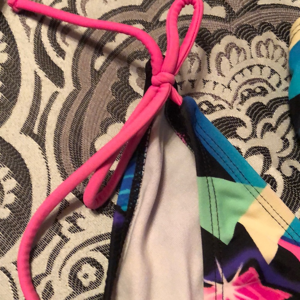 Bikini set - Picture 3 of 4